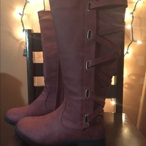 🥀Never worn dark red knee high boots🥀